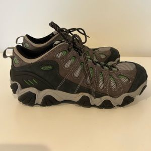 Oboz sawtooth low hiking boots